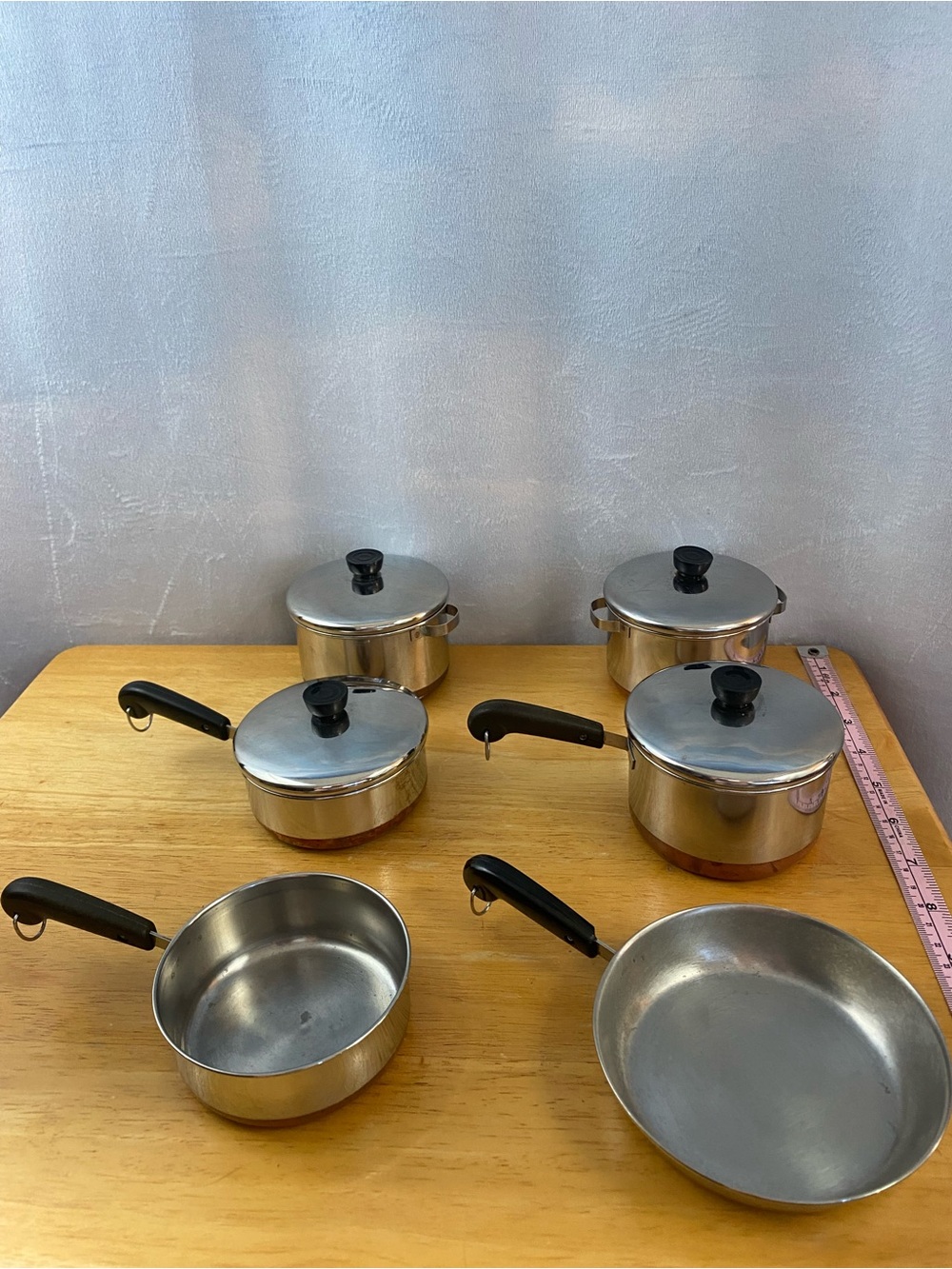 Vintage Revere Ware 1801
Copper Bottom
Cookware 10-Piece Mini
Kids Playset